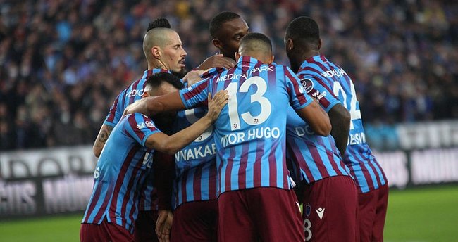 Trabzonspor geriye düşdüğü karşılaşmayı 2-1 kazandı
